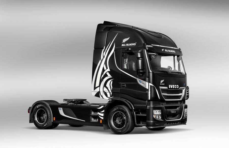  Iveco Stralis 480XP 4x2 All Blacks Emotional Truck 2016 года  (фото 2 из 2)